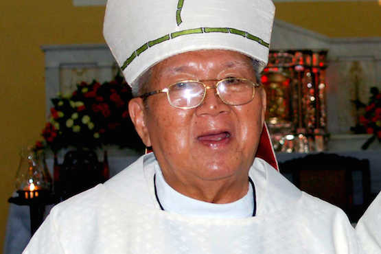 Communist-led group pays tribute to late Catholic bishop
