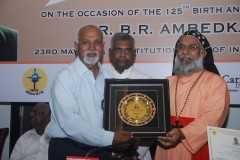 Dalit Christians in India honored with awards, promises