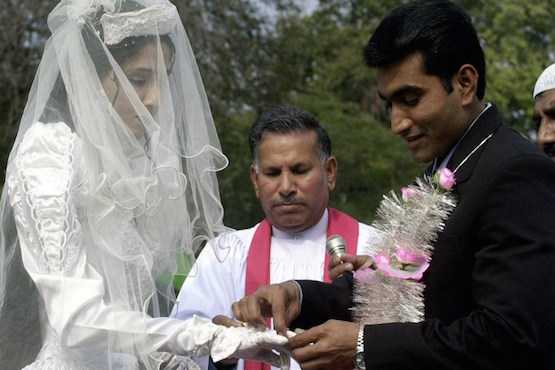 Mixed reaction to changes in Pakistan's Christian Divorce Act