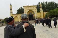 What does China's white paper offer Xinjiang's Muslims?