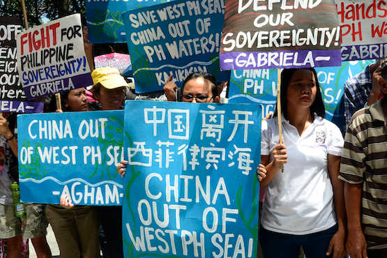 Helping Filipino fishermen in the South China Sea 