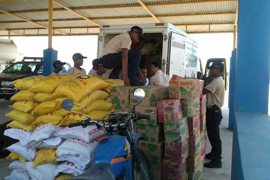 Caritas distributes aid to hungry families in Timor-Leste - UCA News