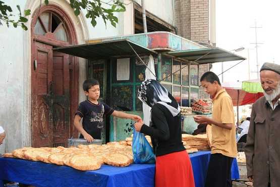 Beijing tightens control of religion in Xinjiang