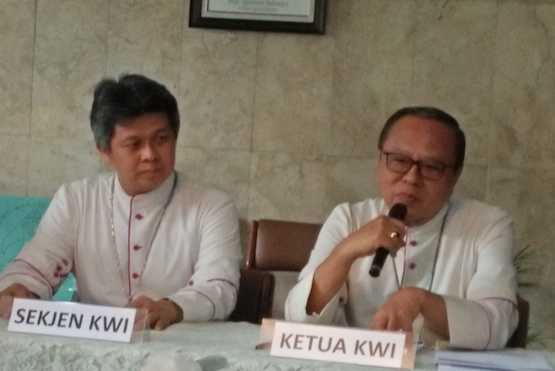 Indonesian Catholics unite to fight corruption