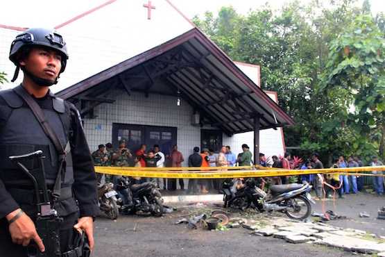 Bomb attack on Protestant church in Indonesia kills infant