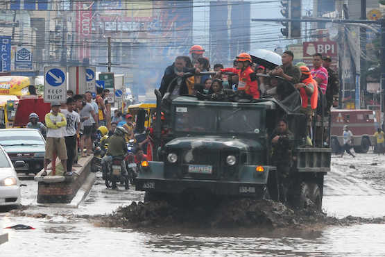 Philippine Catholic parishes urged to aid flood victims