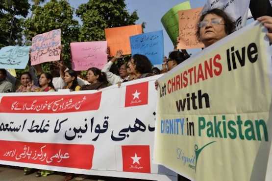 Top Pakistan court bails Christian accused of blasphemy