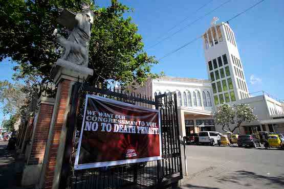 Philippine senators vow to kill death penalty 