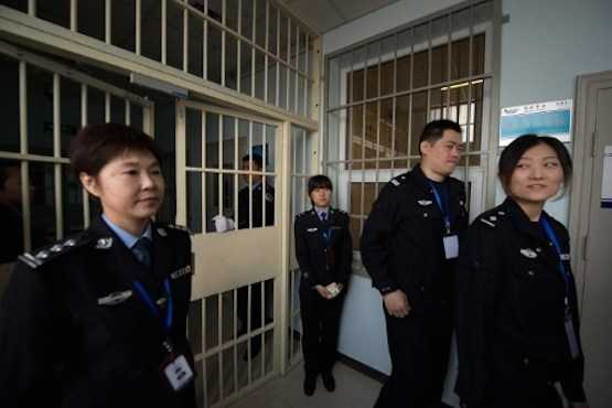 Chinese Christian prisoner attacked by police officer