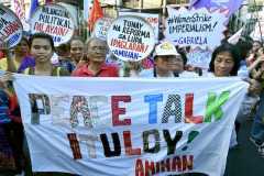 Philippine government, communist rebels to resume talks