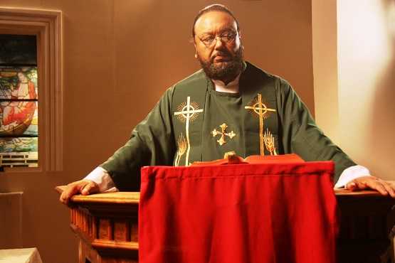 Colombo cardinal criticizes film on Anglican priest-murderer 