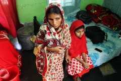 Impoverished Bangladeshi women offer up their suffering 