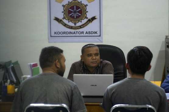 Gay rights activists admit defeat in Indonesia's Aceh