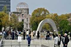 Hiroshima's governor invites pope to atomic-bombed city