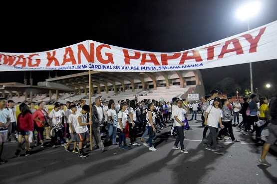 Cardinal Tagle urges Filipinos to join anti-death penalty march