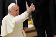 Pope warns against 'community destroying' hypocracy