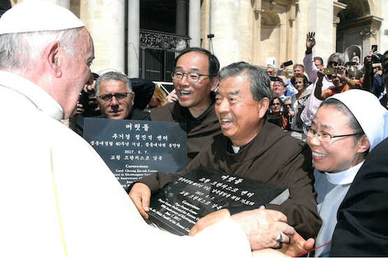 Pope blesses cornerstones for Korean congregation's buildings - UCA News