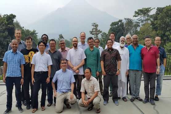 International Jesuit group learns about Indonesian Islam