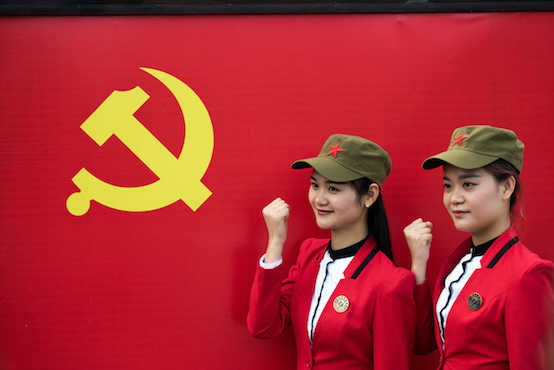 Communist journal issues warning on religions to Party members 