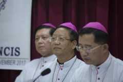 Myanmar bishops ask pope not to use Rohingya term during visit