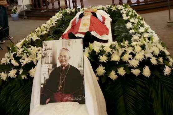 Beijing and Vatican recognized Chinese bishop dies