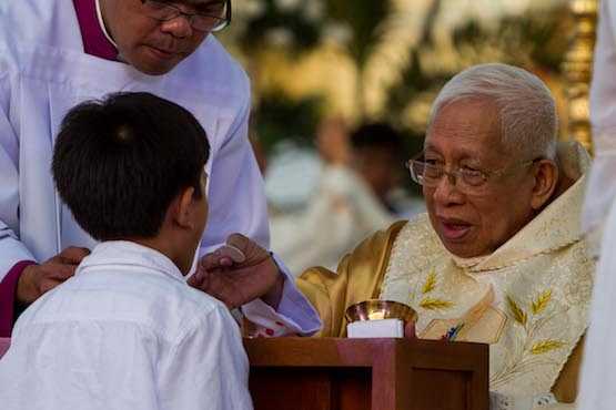 Philippine cardinal who fought Marcos' dictatorship dies