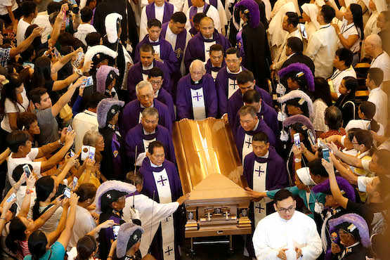 Thousands attend funeral rites for Cebu cardinal