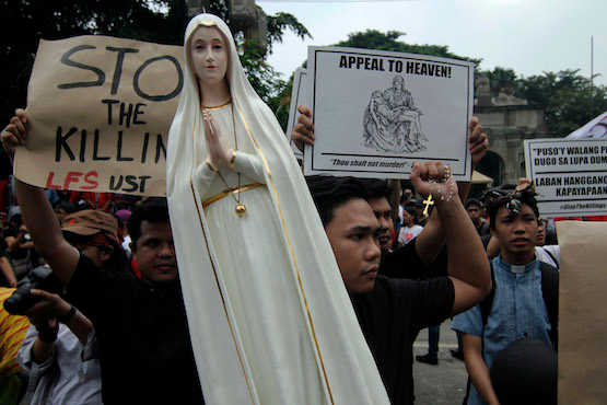Filipinos back bishops' call for national healing amid drug war
