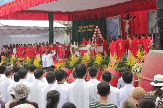 Vietnam church to be rebuilt half-century after destruction - UCA News