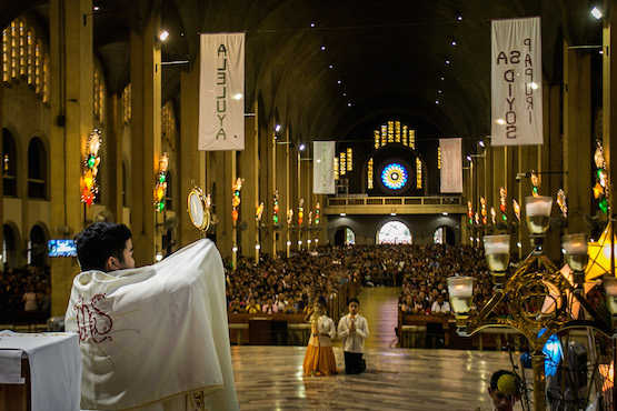 Manila's Marian novena Mass attracts record numbers 