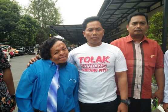 Indonesian activist goes on trial for communism 