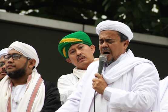 Indonesian hard-line cleric ducks facing porn charges again