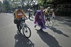 Filipino activist priest's 'bike for peace' will be his last