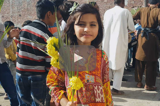 Nervous Palm Sunday held in Pakistani village