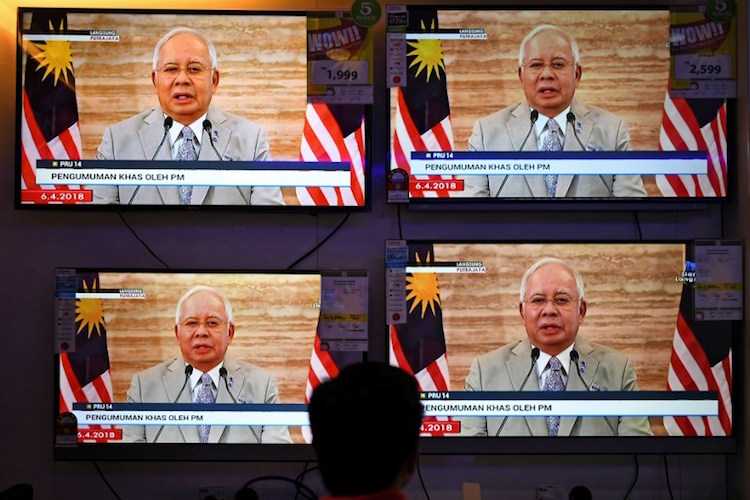 Corruption, fundamentalism to cloud Malaysian election