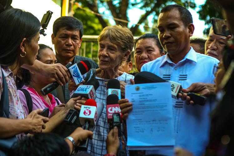 Philippines orders Australian missionary nun to leave