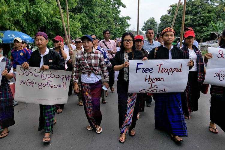 Military offensive in Kachin results in street protest 