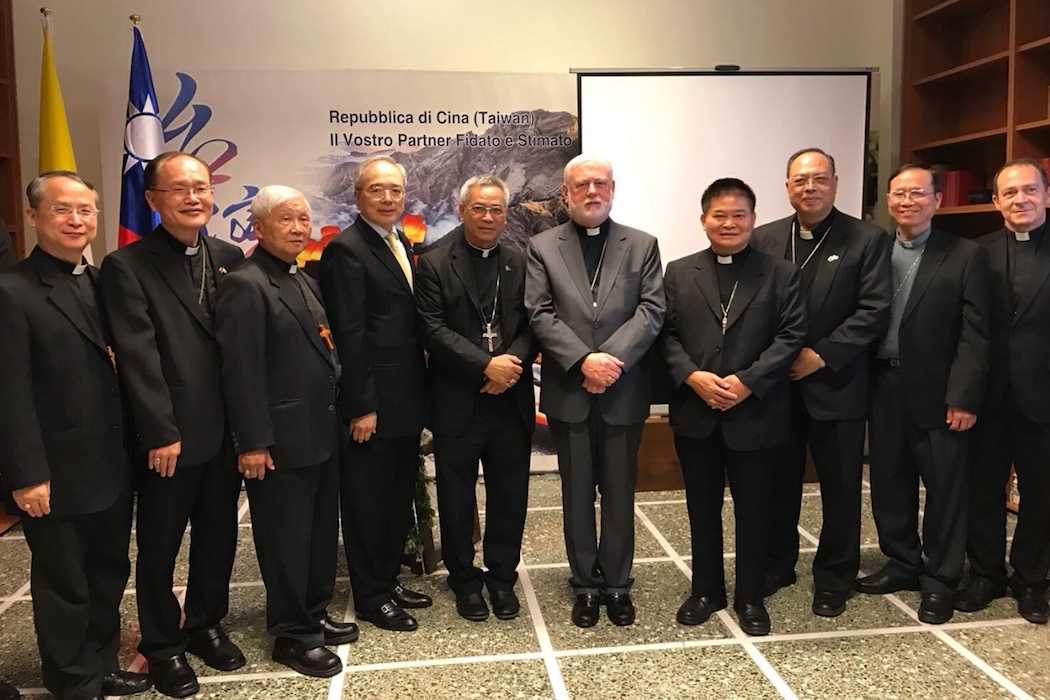 Taiwan bishops invite pope for 'dream' visit