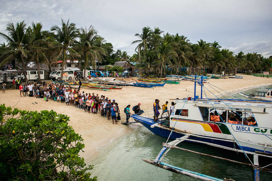 Residents of resort island in the Philippines face eviction