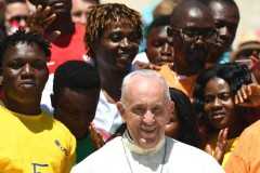 Faith lived with joyous gratitude, not slavelike duty, pope says 