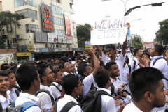 Bangladesh vows strict laws amid road crash protest