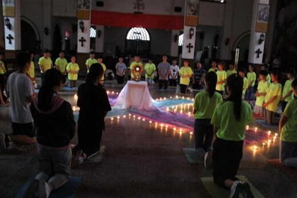 Underground Catholic priests removed in China