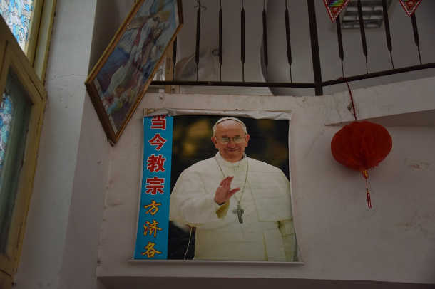 Pope's message to China's Catholics puts faith in dialogue