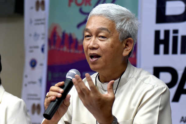 Manila bishop warns against dirty politicians 