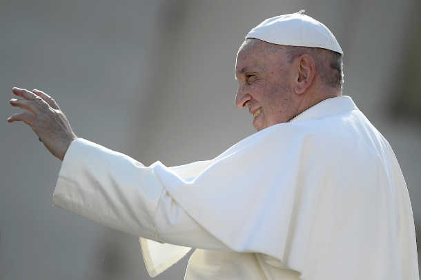 Pope to raffle off his white Lamborghini