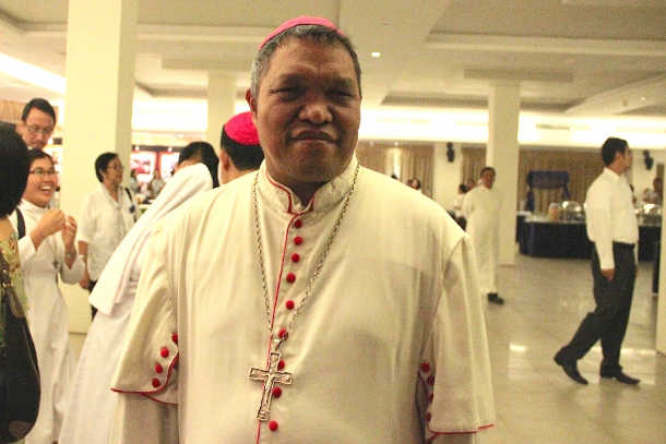 Church gives scandal-hit Indonesian bishop second chance 