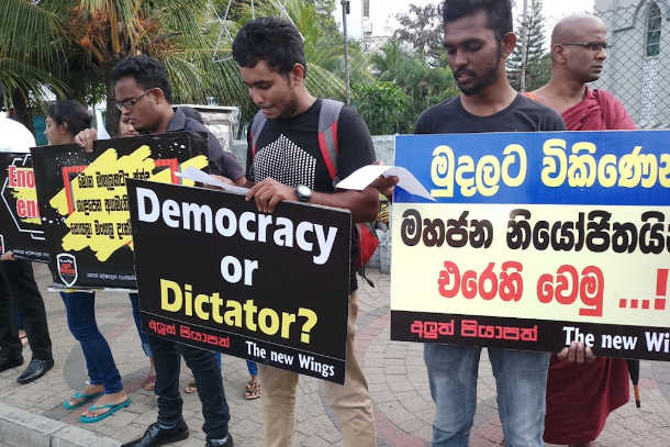 Democracy activists take to streets in 'chaotic' Sri Lanka