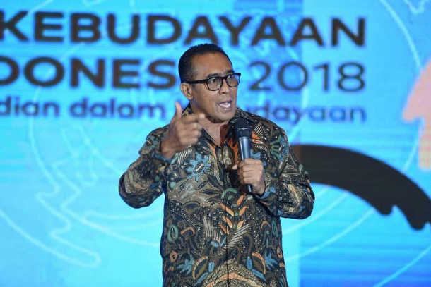 Indonesian pastor turns ex-child soldiers to peace - UCA News