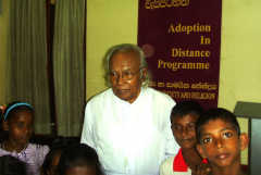 Sri Lanka honors priest who fought social injustice