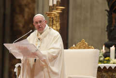 Don't allow Lent to pass in vain, pope says